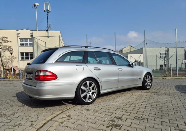 Mercedes-Benz Klasa E cena 15500 przebieg: 332000, rok produkcji 2004 z Gliwice małe 46